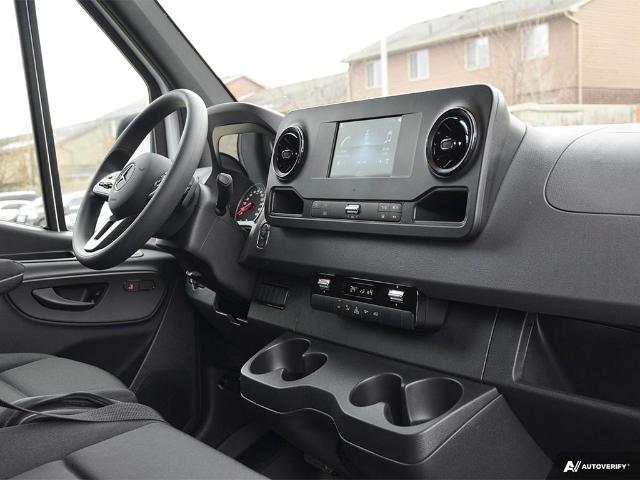 2024 Mercedes-Benz Sprinter 2500 Standard Roof 4-Cyl Diesel (Stk: S2408865) in London - Image 23 of 25