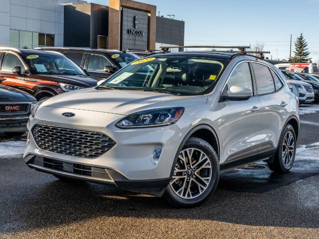 2022 Ford Escape SEL (Stk: 31825) in Calgary - Image 1 of 23