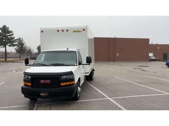 2021 GMC Savana Van (Stk: NP8498) in Vaughan - Image 4 of 32 2021 GMC Savana Van (Stk: NP8498) in Vaughan - Image 4 of 32