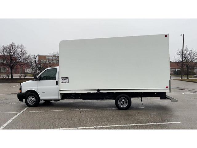2021 GMC Savana Van (Stk: NP8498) in Vaughan - Image 6 of 32 2021 GMC Savana Van (Stk: NP8498) in Vaughan - Image 6 of 32