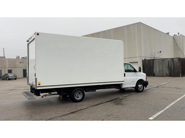 2021 GMC Savana Van (Stk: NP8498) in Vaughan - Image 9 of 32 2021 GMC Savana Van (Stk: NP8498) in Vaughan - Image 9 of 32