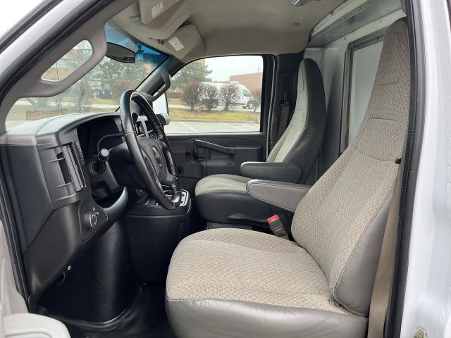 2021 GMC Savana Van (Stk: NP8498) in Vaughan - Image 12 of 32 2021 GMC Savana Van (Stk: NP8498) in Vaughan - Image 12 of 32