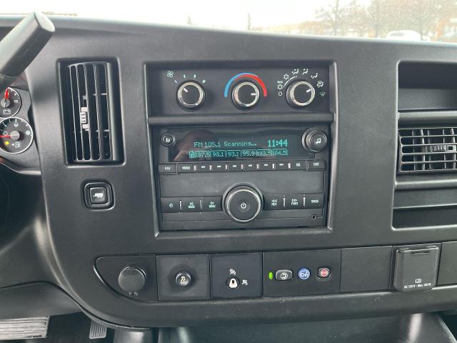 2021 GMC Savana Van (Stk: NP8498) in Vaughan - Image 18 of 32 2021 GMC Savana Van (Stk: NP8498) in Vaughan - Image 18 of 32