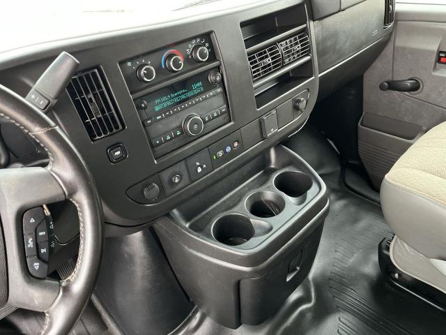 2021 GMC Savana Van (Stk: NP8498) in Vaughan - Image 21 of 32 2021 GMC Savana Van (Stk: NP8498) in Vaughan - Image 21 of 32