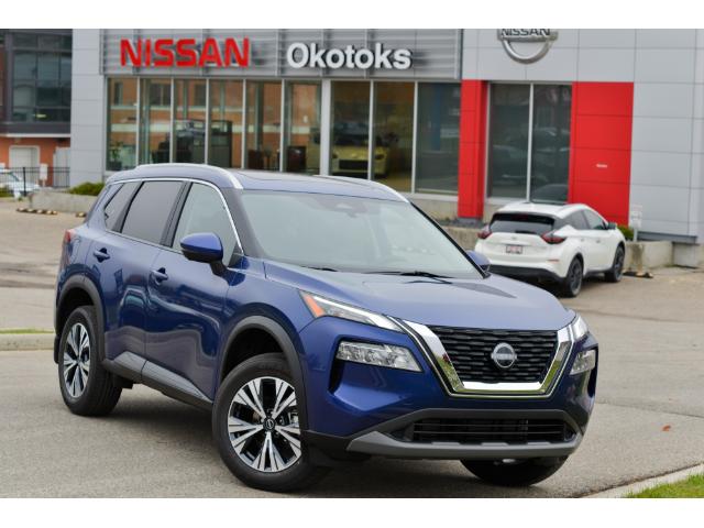 2023 Nissan Rogue SV Moonroof (Stk: 14211) in Okotoks - Image 1 of 15