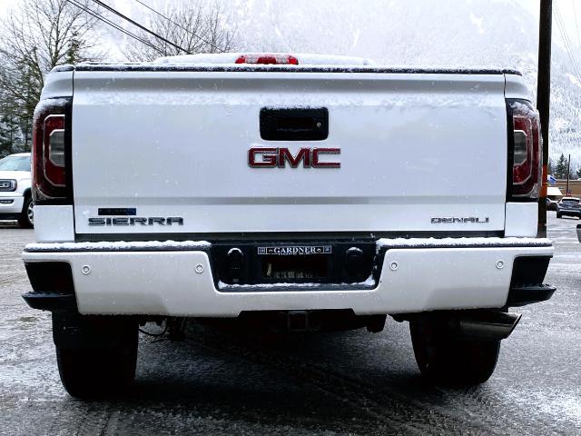 2017 GMC Sierra 1500 Denali (Stk: 3T254A) in Hope - Image 4 of 12
