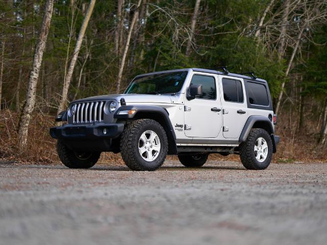 2019 Jeep Wrangler Unlimited Sport (Stk: 23520) in Surrey - Image 1 of 20