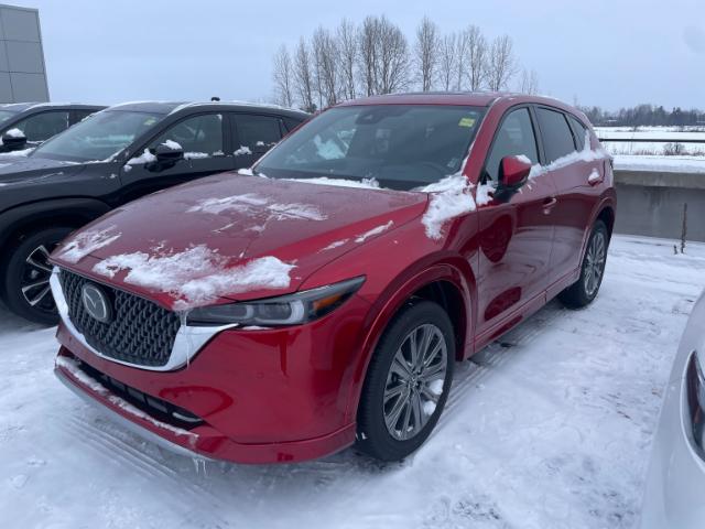 2024 Mazda CX-5 Signature (Stk: 224-44) in Pembroke - Image 1 of 1