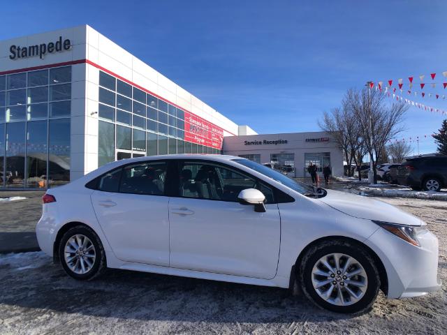2022 Toyota Corolla LE (Stk: 10393A) in Calgary - Image 1 of 26