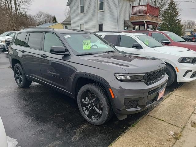 2024 Jeep Grand Cherokee L Laredo - km