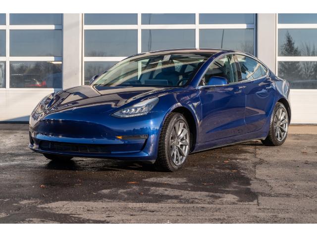 2018 Tesla Model 3 Long Range in Fort Erie - Image 1 of 32