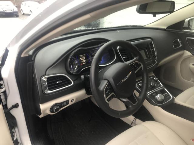 2016 Chrysler 200 LX (Stk: G180) in Langley - Image 1 of 1
