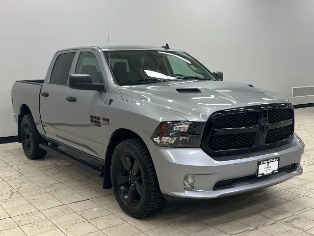2019 RAM 1500 Classic ST (Stk: G730894) in Courtenay - Image 1 of 17