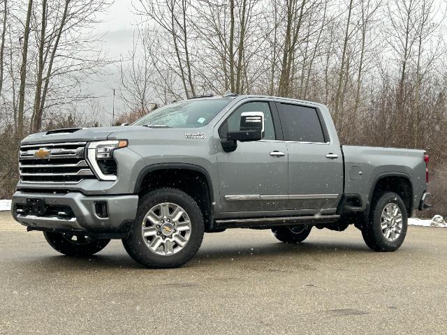 2024 Chevrolet Silverado 3500HD High Country (Stk: 24-133) in Salmon Arm - Image 1 of 23