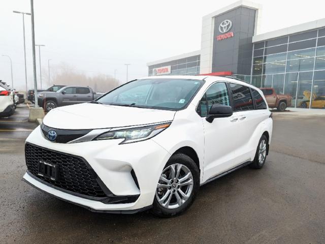 2023 Toyota Sienna XSE 7-Passenger (Stk: S118869A) in Cranbrook - Image 1 of 25