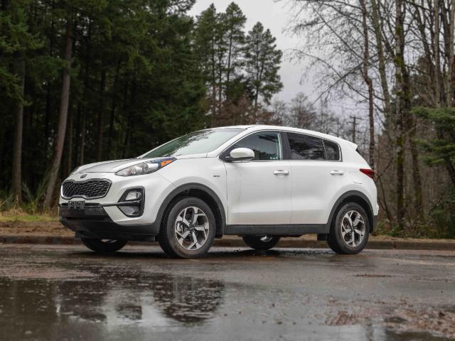 2022 Kia Sportage LX (Stk: P3095) in Courtenay - Image 1 of 19