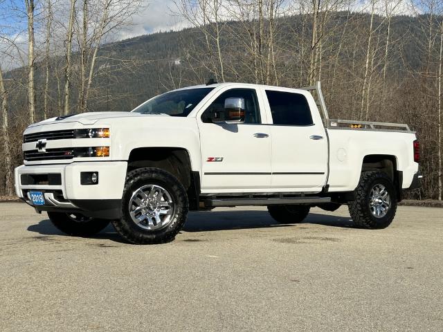 2019 Chevrolet Silverado 3500HD LTZ (Stk: P4209A) in Salmon Arm - Image 1 of 23