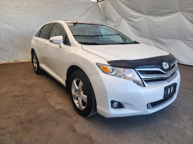 2016 Toyota Venza Base V6 (Stk: IU3656) in Thunder Bay - Image 1 of 32