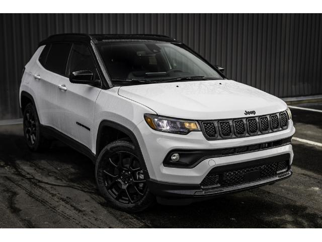 2024 Jeep Compass Altitude (Stk: 24-148) in Salmon Arm - Image 1 of 24