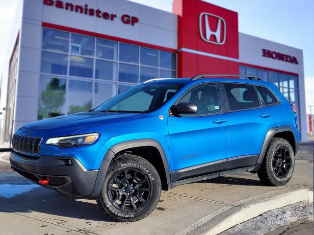 2019 Jeep Cherokee Trailhawk (Stk: P23-114) in Grande Prairie - Image 1 of 15