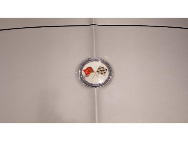1963 Chevrolet Corvette Stingray Convertible (Stk: 107153) in Watford - Image 10 of 48