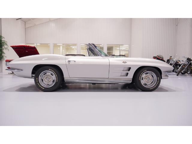 1963 Chevrolet Corvette Stingray Convertible (Stk: 107153) in Watford - Image 8 of 48