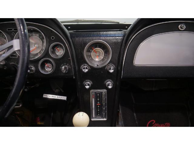 1963 Chevrolet Corvette Stingray Convertible (Stk: 107153) in Watford - Image 29 of 48