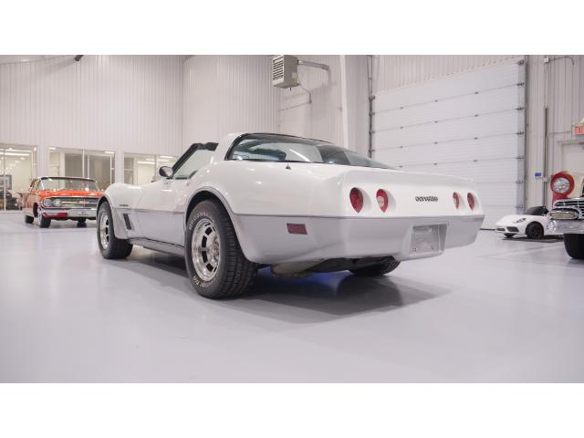 1982 Chevrolet Corvette  (Stk: 100084) in Watford - Image 8 of 39