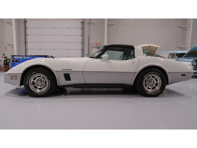 1982 Chevrolet Corvette  (Stk: 100084) in Watford - Image 7 of 39