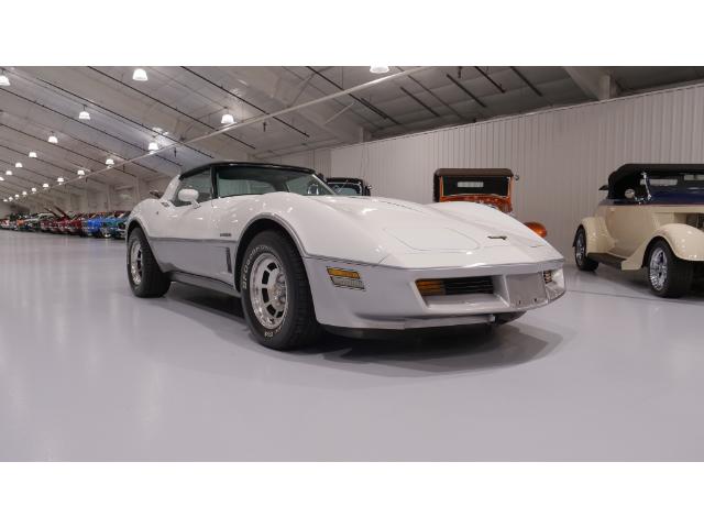 1982 Chevrolet Corvette  (Stk: 100084) in Watford - Image 17 of 39