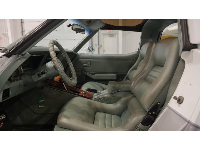 1982 Chevrolet Corvette  (Stk: 100084) in Watford - Image 29 of 39