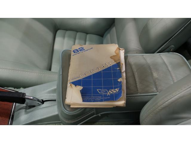 1982 Chevrolet Corvette  (Stk: 100084) in Watford - Image 37 of 39