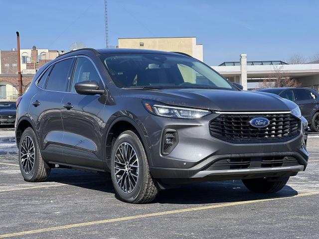 2023 Ford Escape PHEV (Stk: ZF144) in Waterloo - Image 1 of 20