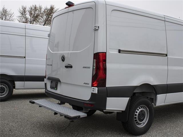 2023 Mercedes-Benz Sprinter 2500  (Stk: M8806) in Windsor - Image 5 of 21