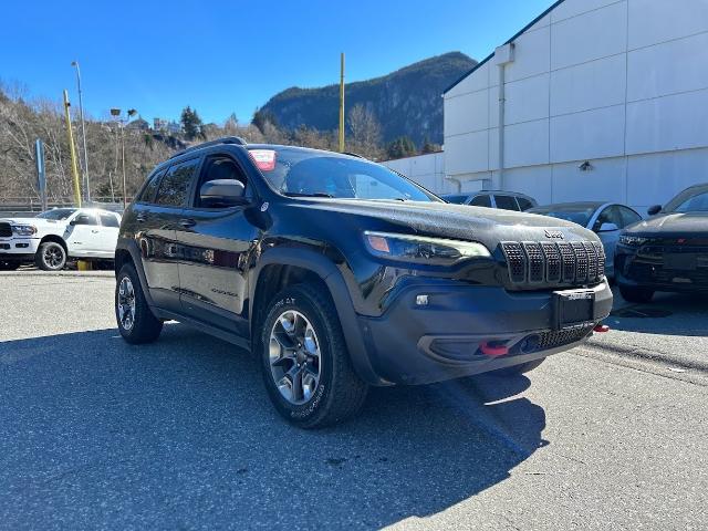 2020 Jeep Cherokee Trailhawk (Stk: P0853A) in Squamish - Image 1 of 16