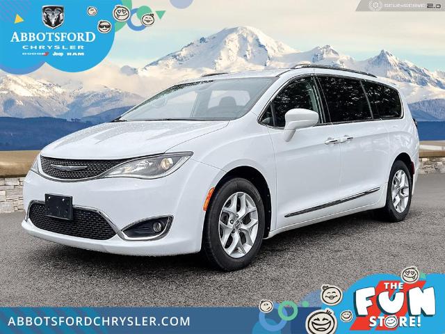 2017 Chrysler Pacifica Touring-L Plus (Stk: AB1974) in Abbotsford - Image 1 of 24