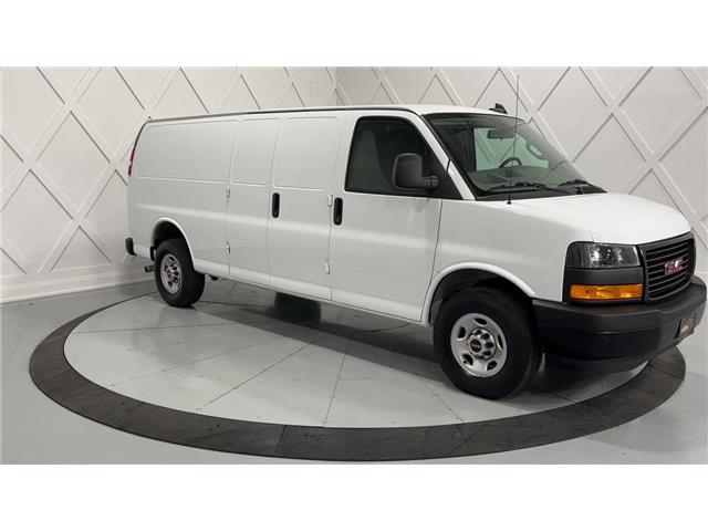 2022 GMC Savana 2500  (Stk: NP7687-2) in Vaughan - Image 2 of 32