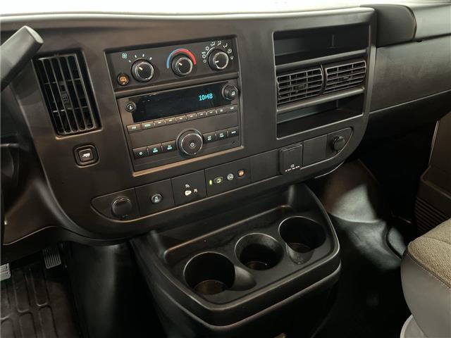 2022 GMC Savana 2500  (Stk: NP7687-2) in Vaughan - Image 22 of 32