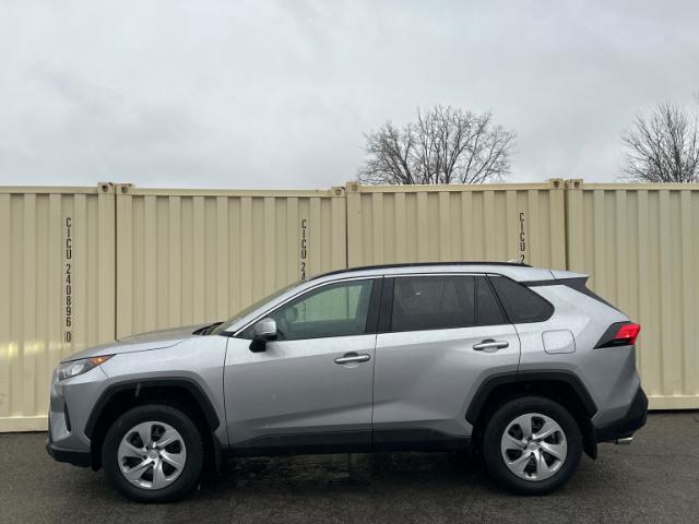 2021 Toyota RAV4 LE (Stk: 41124J) in Belleville - Image 1 of 1