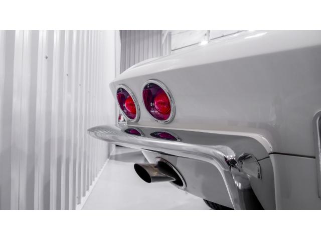 1964 Chevrolet Corvette Stingray Convertible (Stk: 112139) in Watford - Image 9 of 49