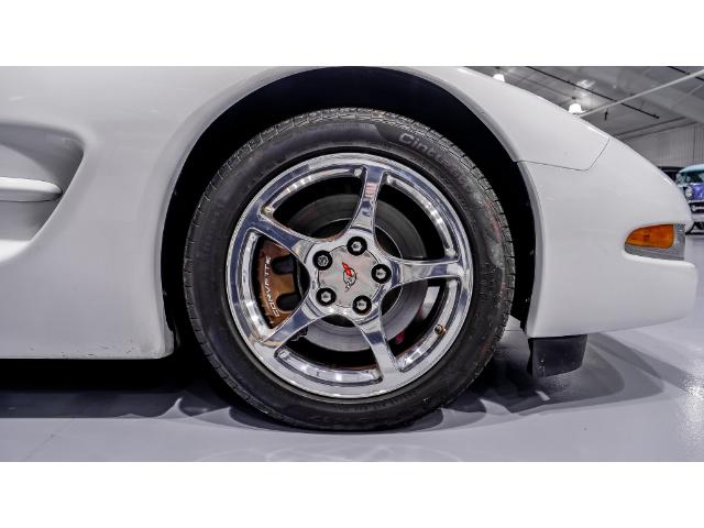 2004 Chevrolet Corvette Base (Stk: 122091) in Watford - Image 19 of 49