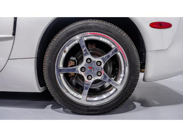 2004 Chevrolet Corvette Base (Stk: 122091) in Watford - Image 21 of 49