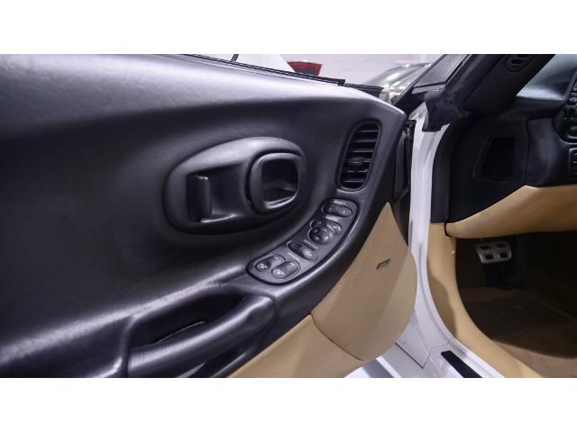 2004 Chevrolet Corvette Base (Stk: 122091) in Watford - Image 30 of 49