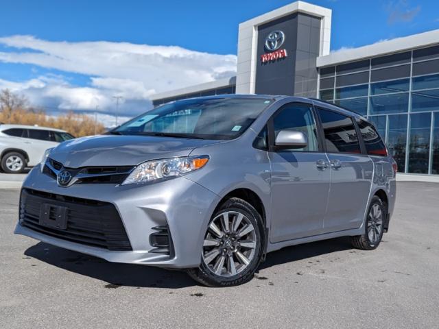 2018 Toyota Sienna LE 7-Passenger (Stk: S122367A) in Cranbrook - Image 1 of 24