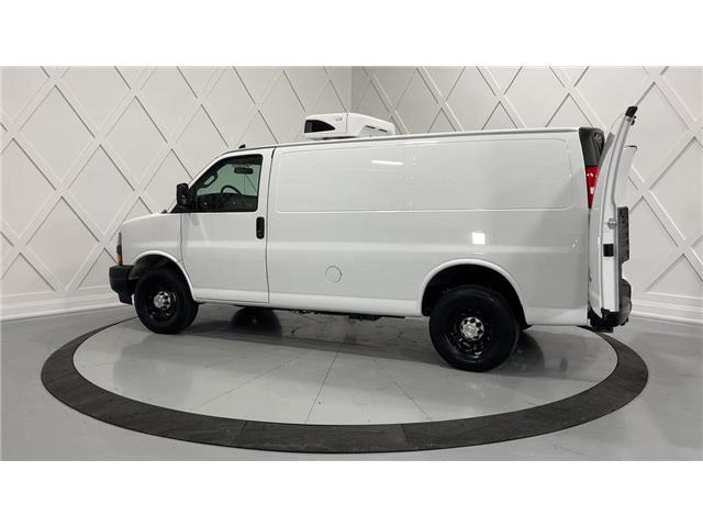 2022 GMC Savana Van  (Stk: ATNP3021-2) in Vaughan - Image 6 of 36