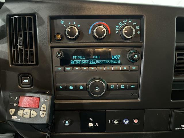 2022 GMC Savana Van  (Stk: ATNP3021-2) in Vaughan - Image 18 of 36