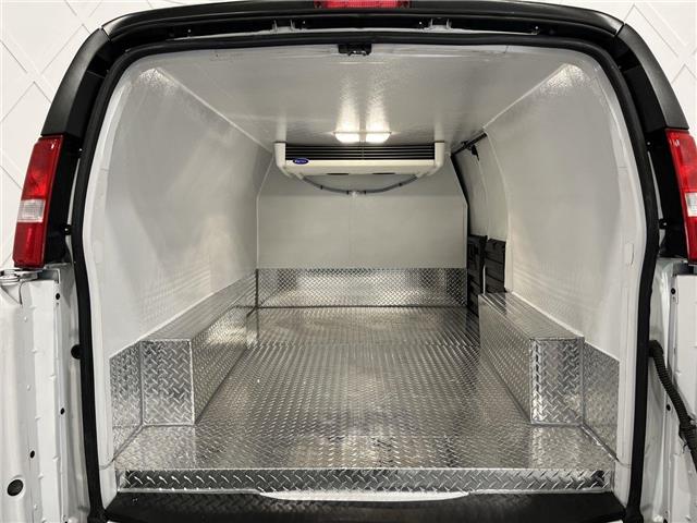 2022 GMC Savana Van  (Stk: ATNP3021-2) in Vaughan - Image 24 of 36