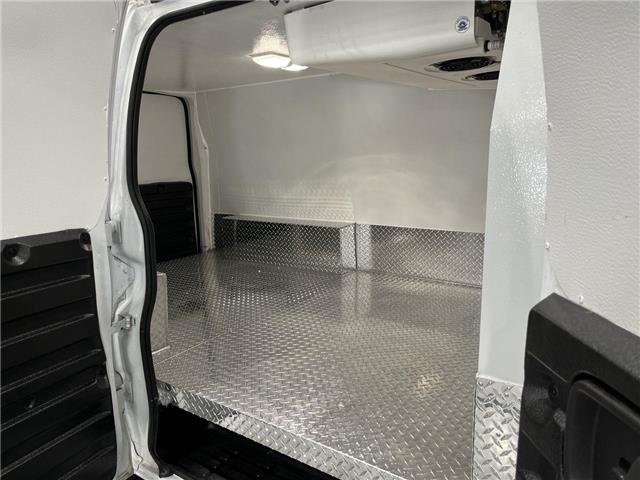 2022 GMC Savana Van  (Stk: ATNP3021-2) in Vaughan - Image 32 of 36