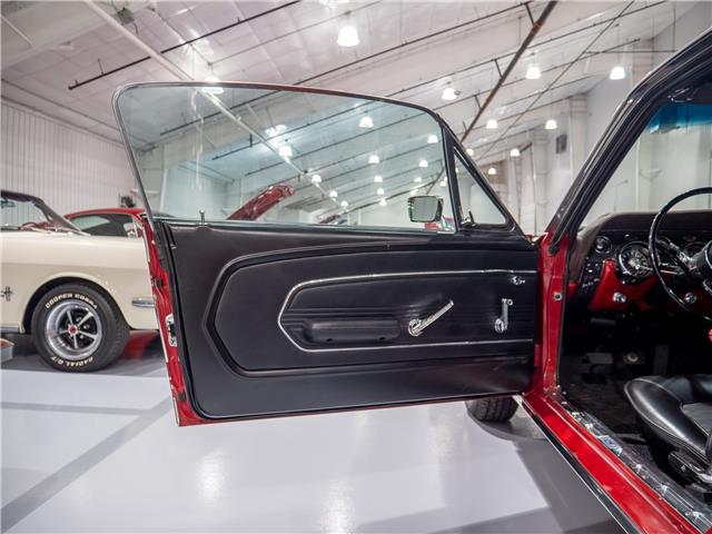 1967 Ford Mustang GT Fastback (Stk: 211011) in Watford - Image 15 of 39 1967 Ford Mustang GT Fastback (Stk: 211011) in Watford - Image 15 of 39