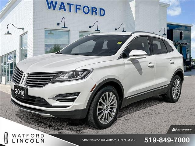 2016 Lincoln MKC Reserve (Stk: X00177) in Watford - Image 1 of 23